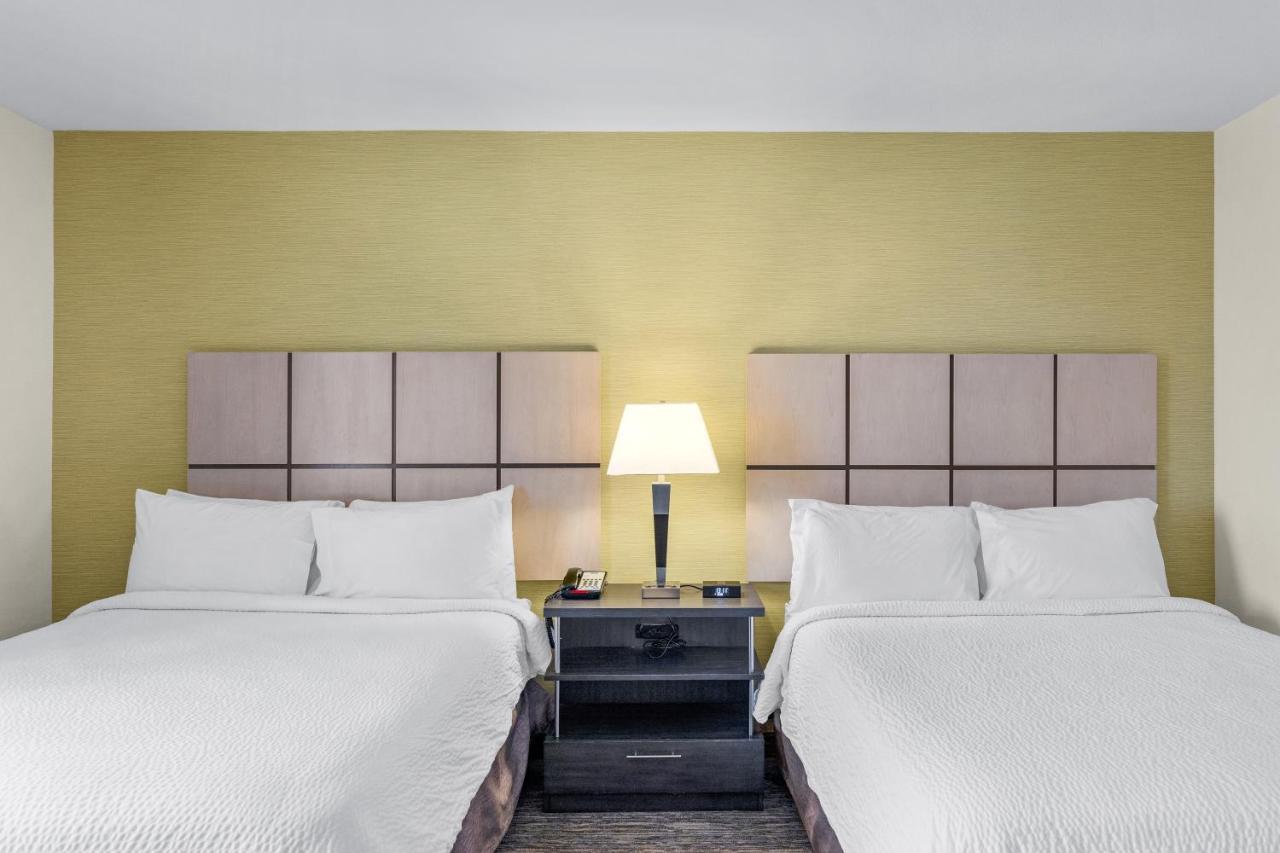 Hotel Candlewood Erie By Ihg