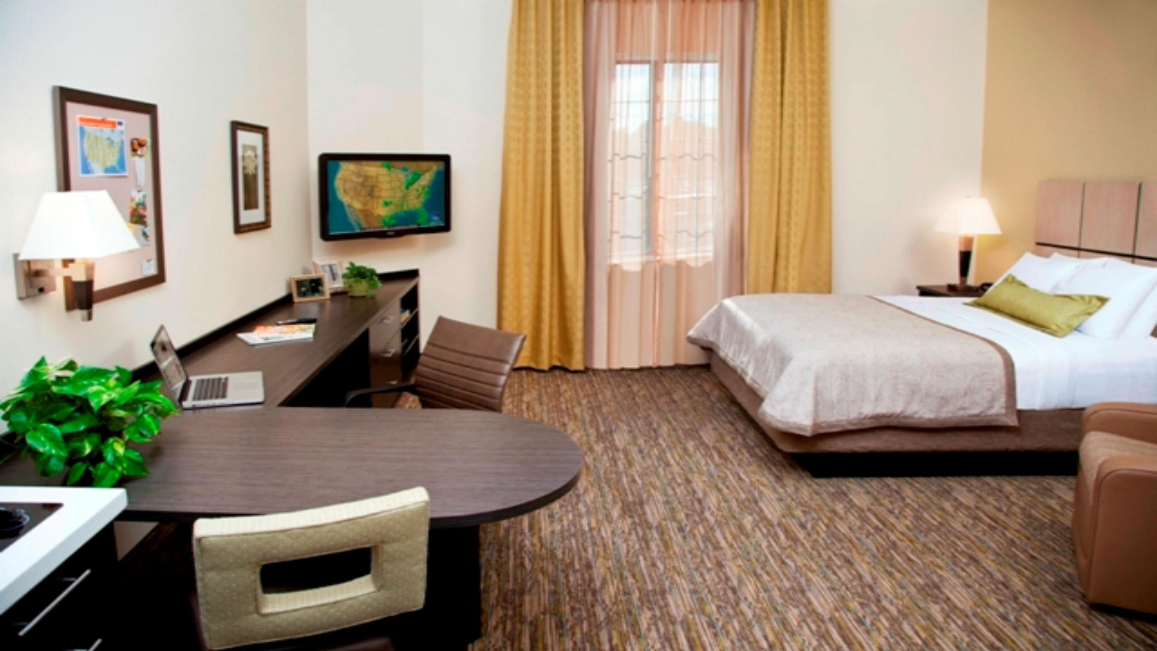 Candlewood Erie By Ihg 2* Kearsarge